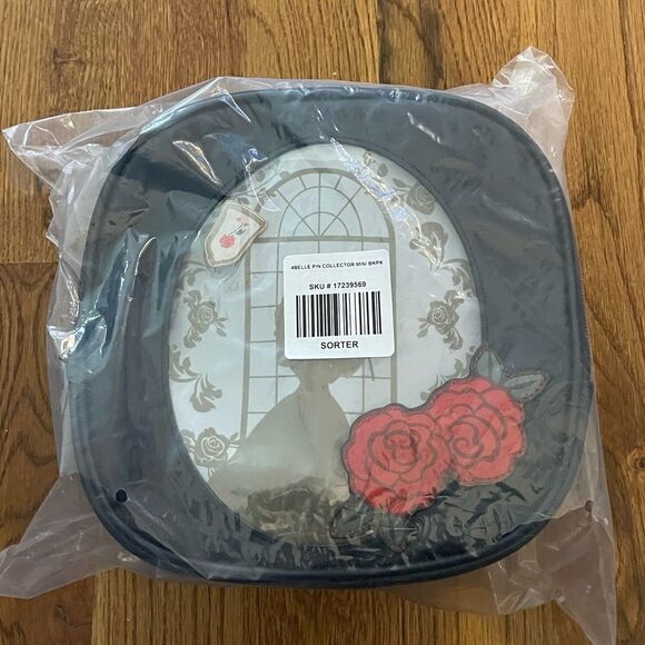 Loungefly Disney Beauty and The Beast Belle Pin Collector Mini Backpack NWT - Picture 6 of 8